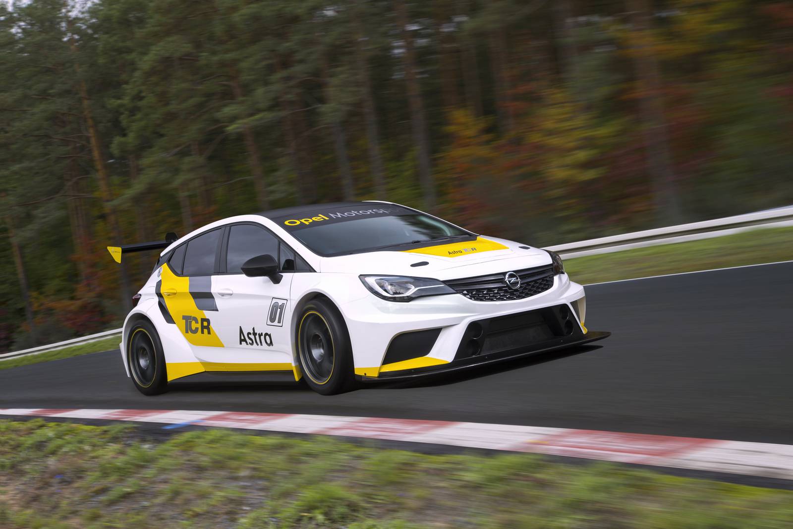 Opel представил 2016 Astra TCR